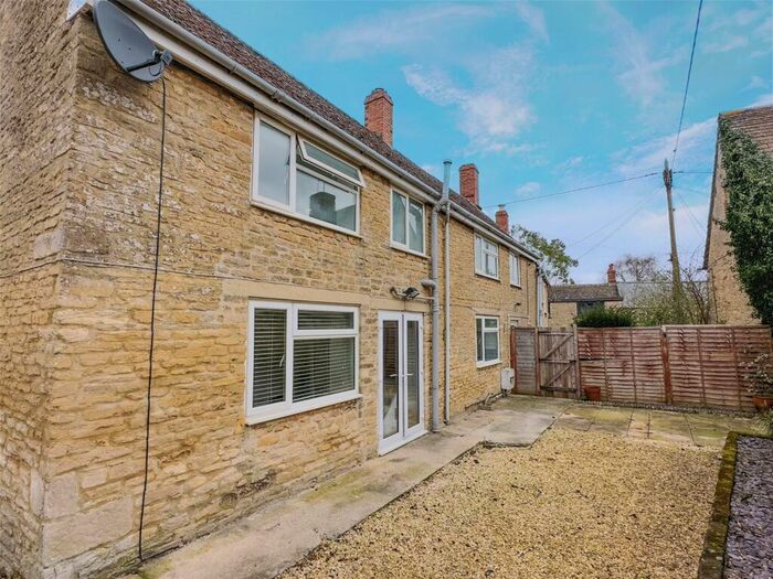 3 Bedroom Semi-Detached House To Rent In Station Road, Brize Norton, Carterton, Oxfordshire, OX18