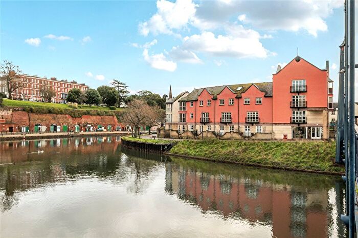 2 Bedroom Flat For Sale In Haven Bank, Exeter, EX2