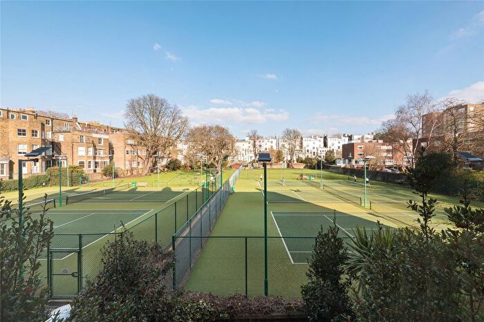 3 Bedroom Flat To Rent In Carlton Mansions, Holland Park, W14