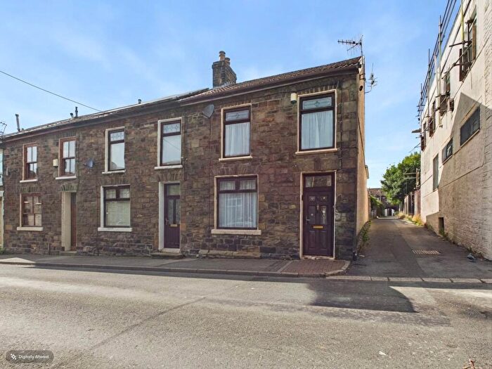 3 Bedroom End Of Terrace House For Sale In Clark Street, Treorchy, Rhondda Cynon Taf, CF42
