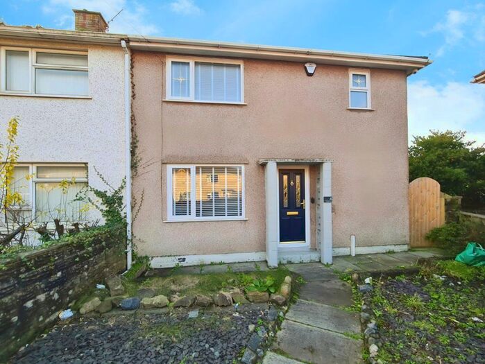 3 Bedroom Property To Rent In Purple Close, Port Talbot, SA12