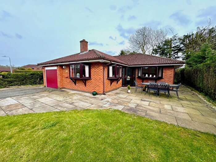 3 Bedroom Detached Bungalow For Sale In Glebe Close Donington-on-Bain Louth, LN11