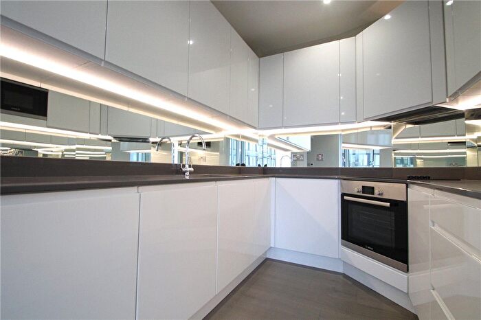 2 Bedroom Flat To Rent In Broadway House, High Street, Bromley, BR1