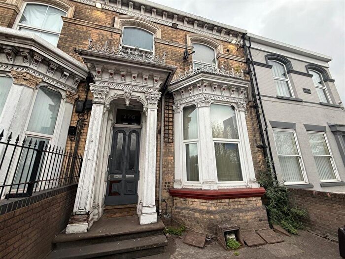 5 Bedroom Block Of Apartments For Sale In Spring Bank, Kingston Upon Hull, HU3