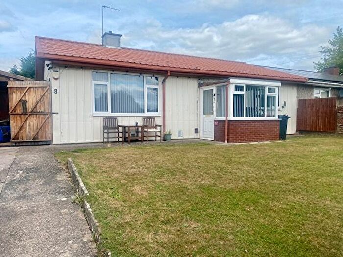 3 Bedroom Bungalow For Sale In Forest Road, Ellesmere Port, CH66