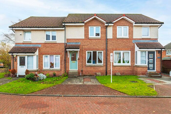 2 Bedroom House For Sale In Fivestanks Place, Broxburn, EH52
