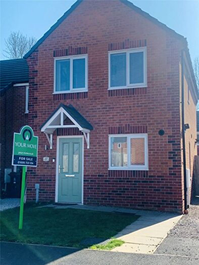 3 Bedroom Semi Detached House For Sale In Courtfield Drive, Skelmersdale, Lancashire, WN8