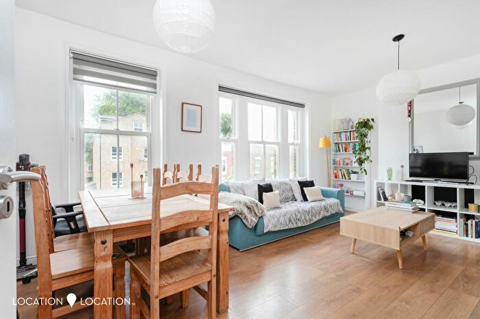 4 Bedroom End Of Terrace House To Rent In Brooke Road, London, E5