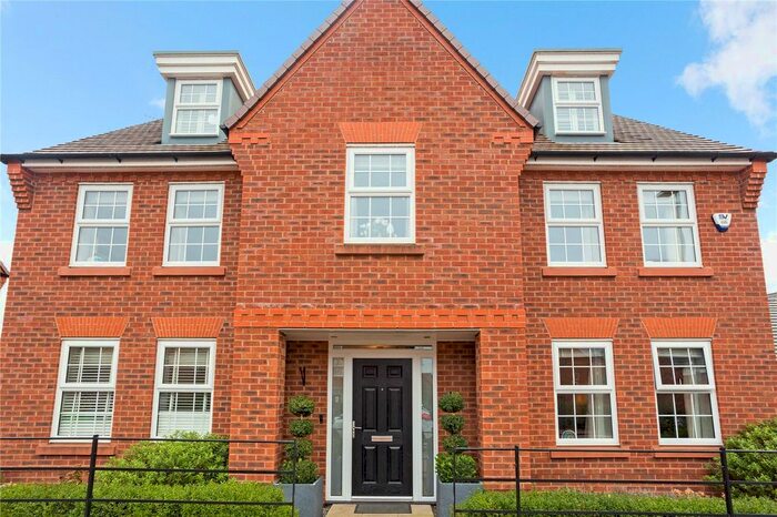 5 Bedroom Detached House To Rent In Colstone Close, Wilmslow, Cheshire, SK9