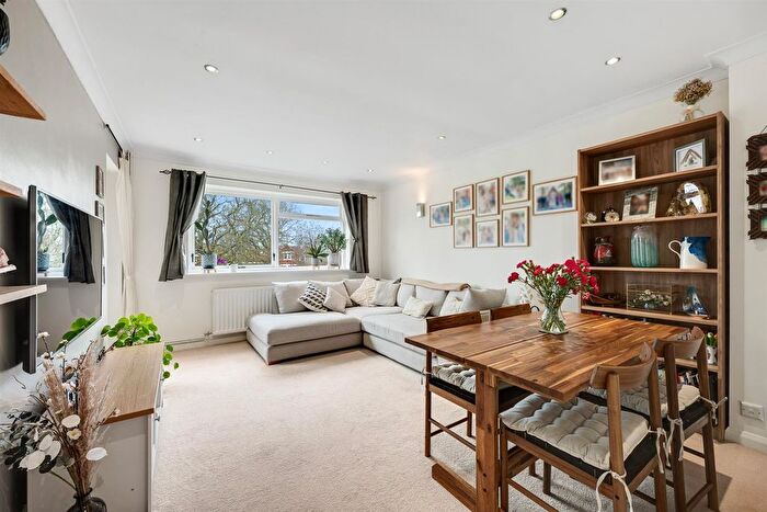 1 Bedroom Flat For Sale In Spencer Road, Bromley, BR1