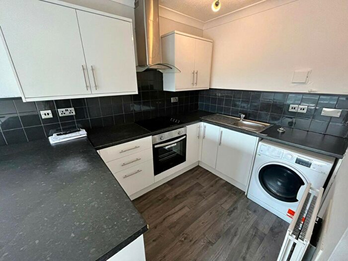 1 Bedroom Flat To Rent In Brandling Court, Jesmond, NE2