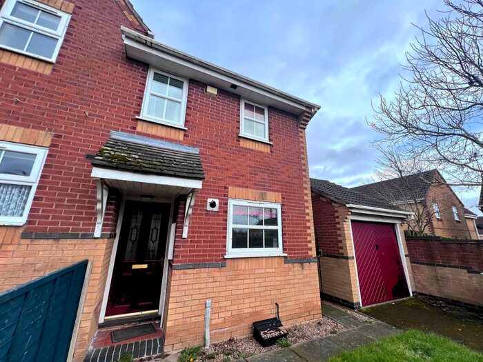 2 Bedroom Property To Rent In Heydon Close, Belper, DE56
