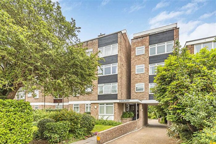 2 Bedroom Flat For Sale In Kersfield Road, Putney, SW15