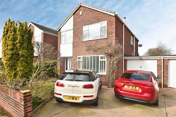 4 Bedroom Detached House For Sale In Carr Lane, Willerby, HU10