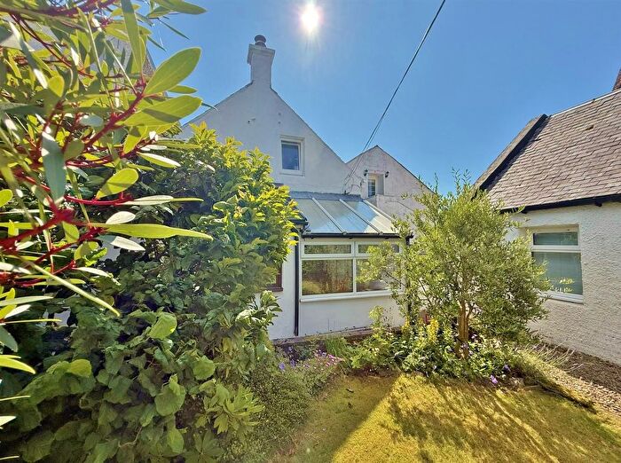 2 Bedroom Cottage For Sale In Tighaniar Cottage, Lamlash, KA27
