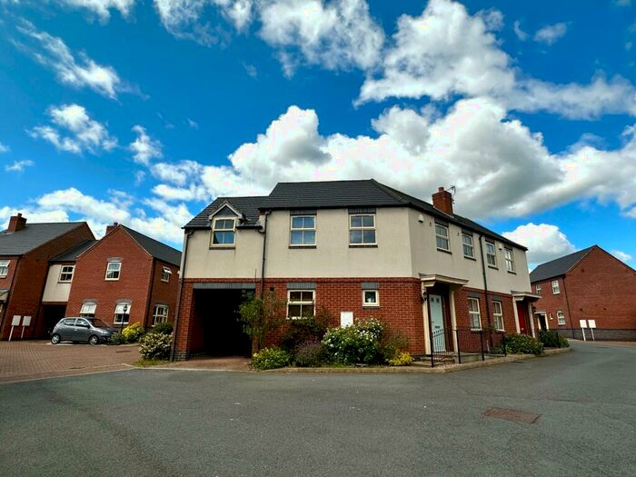 3 Bedroom Semi-Detached House To Rent In Bakers Field Close, Ibstock, LE67