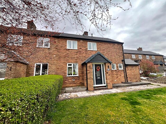 3 Bedroom Semi Detached House For Sale In Bentside Road, Disley, Stockport, Cheshire, SK12