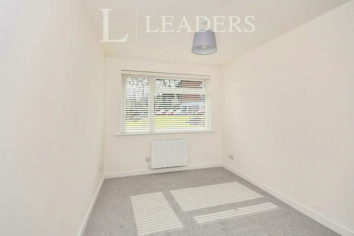 2 Bedroom Apartment To Rent In Belle Vue Road, Bournemouth, BH6