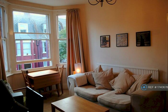 1 Bedroom Flat To Rent In Birnam Road, London, N4