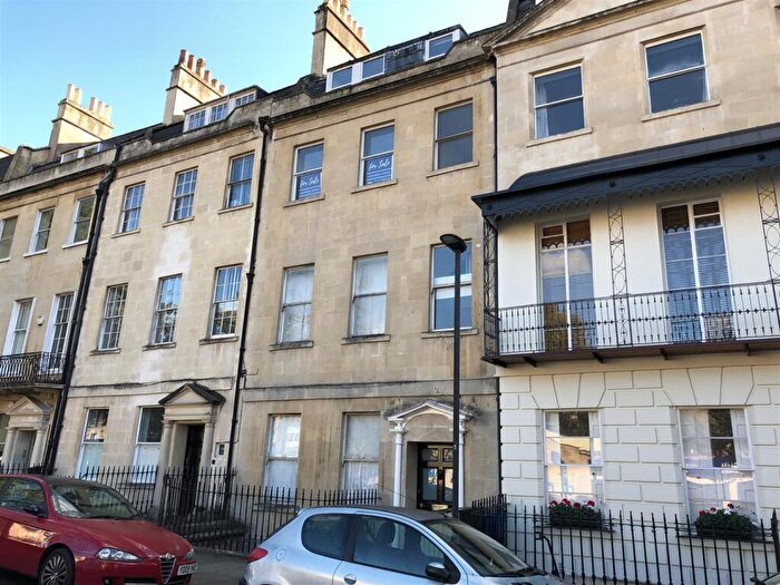 1 Bedroom Apartment To Rent In Kensington Place, Bath, Bath And North East Somerset, BA1