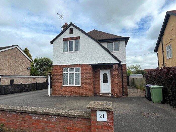 3 Bedroom Detached House To Rent In Belton Avenue, Grantham, NG31