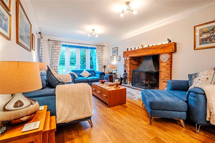 5 Bedroom Detached House For Sale In Phoebes Orchard, Stoke Hammond, Milton Keynes, MK17