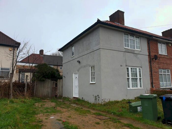 2 Bedroom End Of Terrace House To Rent In Keedonwood Road, Bromley BR1