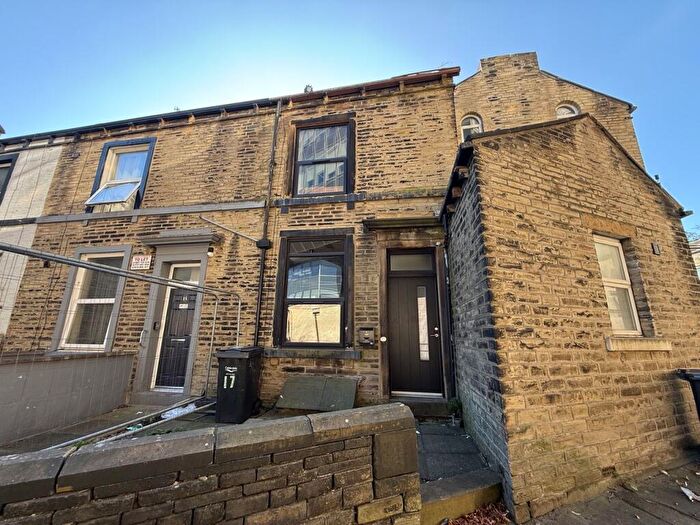 5 Bedroom Terraced House For Sale In St Johns Lane, Halifax, Calderdale, HX1