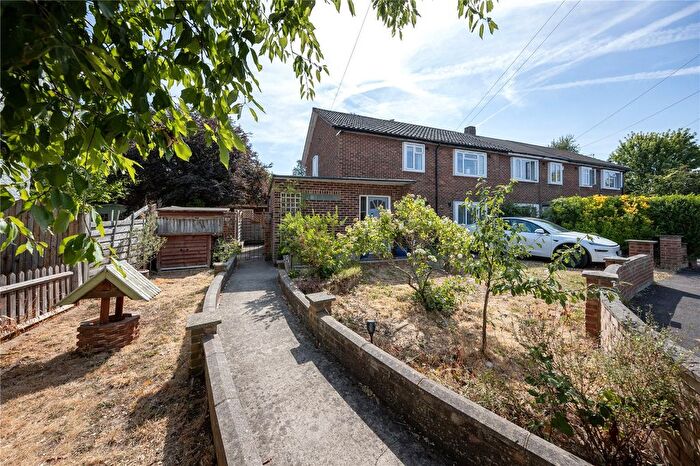 2 Bedroom Maisonette For Sale In Fortescue Avenue, Twickenham, TW2