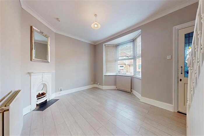 2 Bedroom Terraced House To Rent In Forest Road, Loughton, IG10