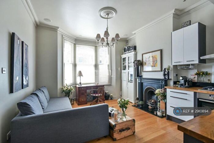 1 Bedroom Flat To Rent In Whiteley Road, London, SE19