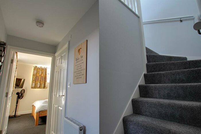 2 Bedroom End Of Terrace House For Sale In South Street, Alford, LN13