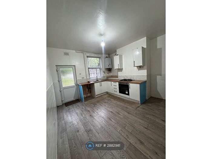 3 Bedroom Terraced House To Rent In Caroline Street, Dudley, DY2