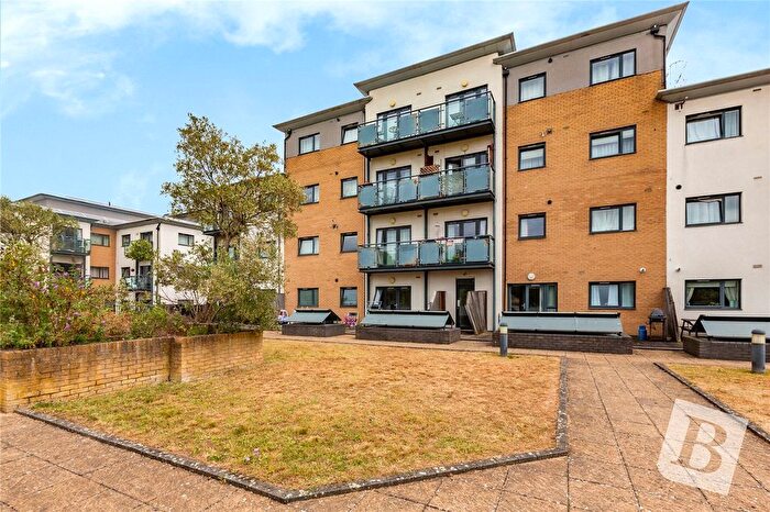Studio To Rent In Fern Court, Cottons Approach, Romford, Essex, RM7