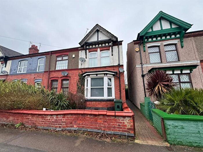 3 Bedroom End Of Terrace House To Rent In Tile Hill Lane, Coventry, CV4