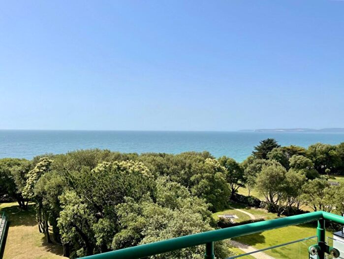 2 Bedroom Apartment For Sale In Dunholme Manor, Manor Road, Bournemouth, Dorset, BH1