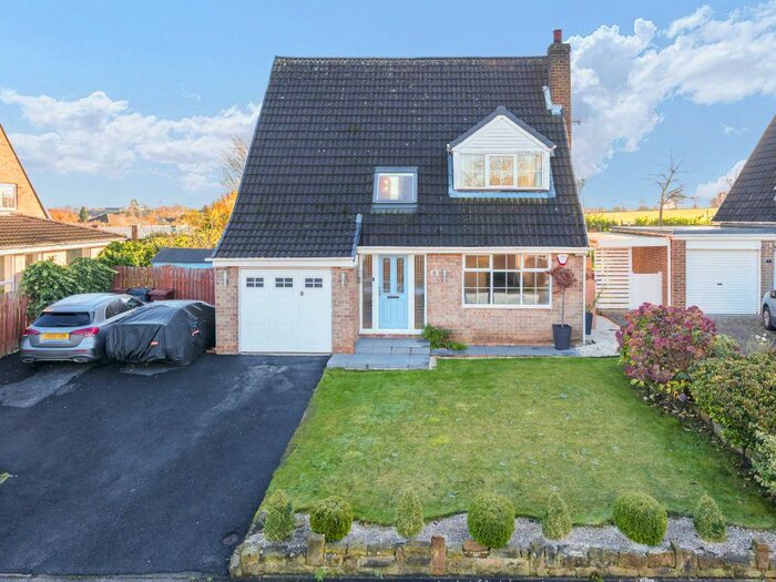 3 Bedroom Detached House For Sale In Manor Close, Notton, Wakefield, West Yorkshire, WF4