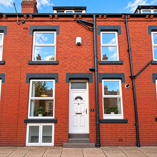 3 Bedroom Terraced House For Sale In Harold Walk, Burley, Leeds, LS6