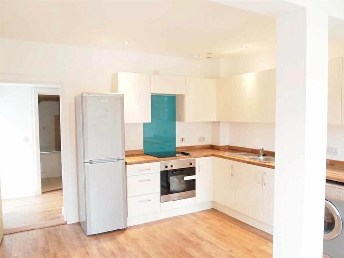 3 Bedroom Apartment To Rent In St. Peters Street, Bedford, MK40