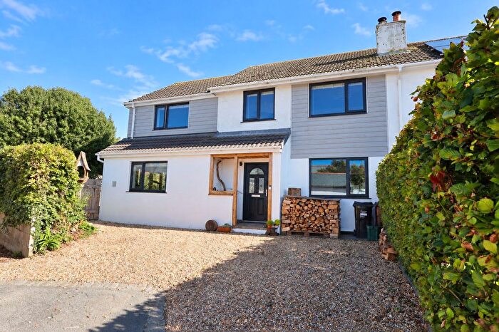 4 Bedroom Semi-Detached House For Sale In The Cross, St Newlyn East, TR8