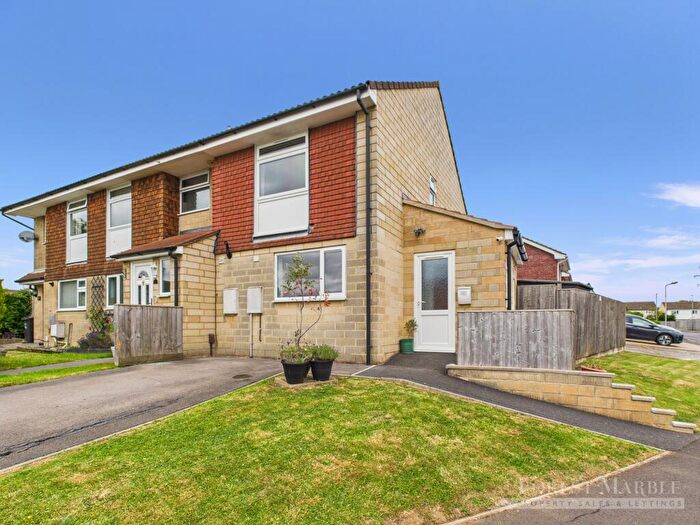 2 Bedroom End Of Terrace House For Sale In Wyville Road, Frome, BA11