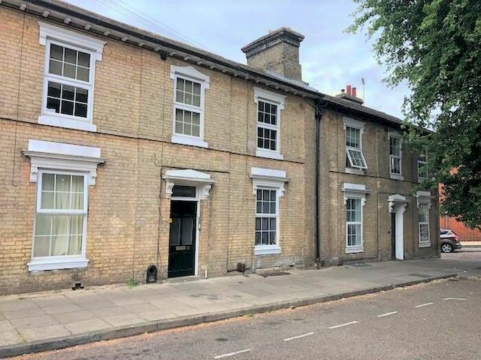 1 Bedroom Flat To Rent In Clarkson Street, Ipswich, IP1