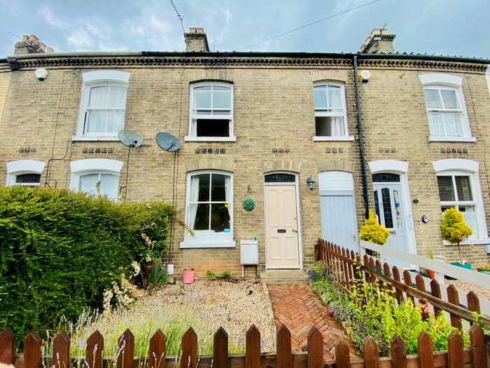 2 Bedroom House To Rent In Lindley Street, NR1