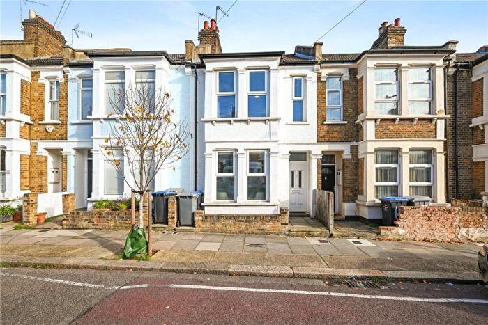3 Bedroom Terraced House For Sale In Hiley Road, London, NW10