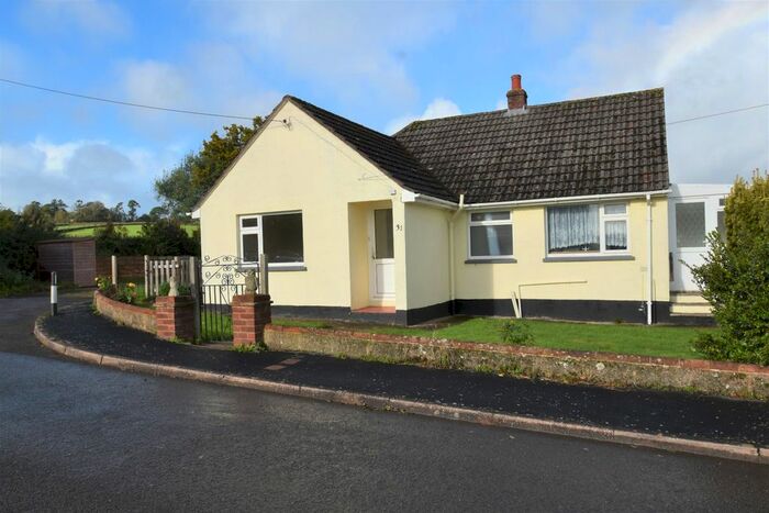 3 Bedroom Bungalow For Sale In Southfield Way, Tiverton, Devon, EX16