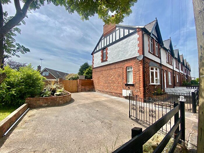 4 Bedroom Mews For Sale In Emmett Street, Barnton, CW8