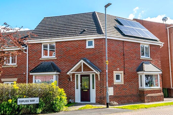 3 Bedroom Semi Detached House For Sale In A Topliss Way, LS10