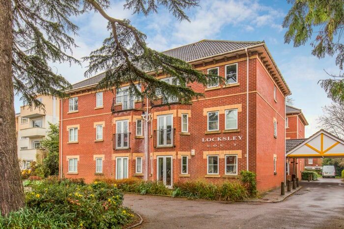2 Bedroom Apartment To Rent In Locksley Court, Archers Road, Southampton, SO15