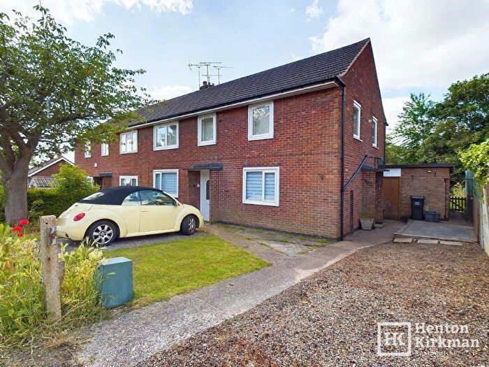 2 Bedroom Maisonette To Rent In Langham Crescent, Billericay, Essex, CM12