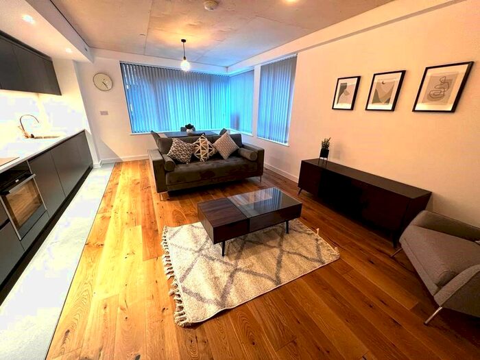 2 Bedroom Flat To Rent In Finlay's Yard, Mangle Street, Manchester, M1
